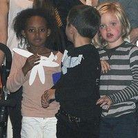 Angelina Jolie takes her children to visit Gwen Stefani | Picture 88185